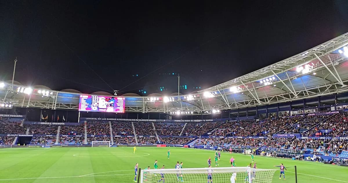 General view of a football stadium and pitch before the Levante vs Athletic Club LaLiga match at the Estadi Ciutat de València