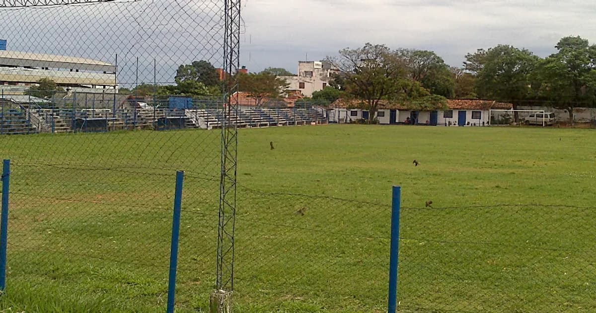 Fußballstadion Ameliano in Villeta vor dem Ligaspiel zwischen Sportivo Ameliano und Rubio Ñú